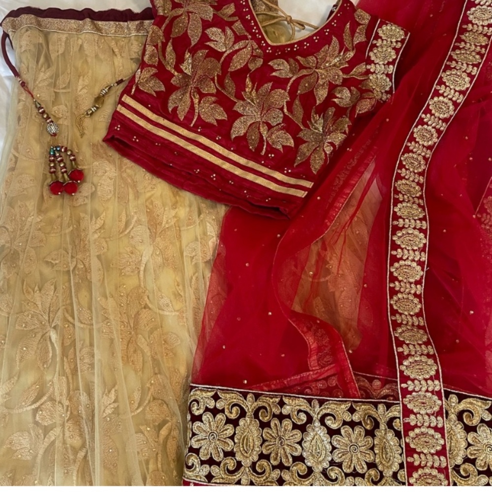 Indian Lehenga -  Gold and Red  - Size 4